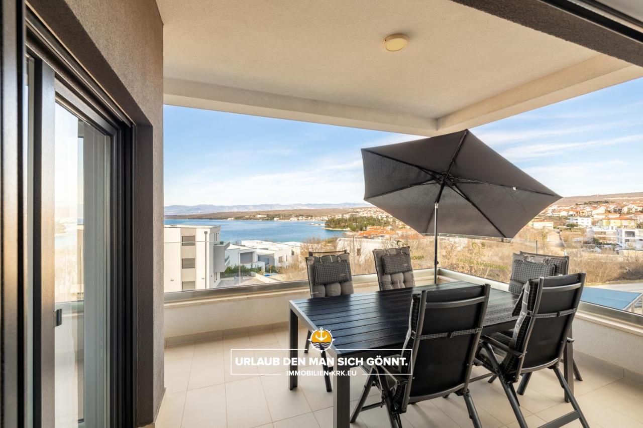 Penthouse Panorama Deluxe In Malinskaアパートメント エクステリア 写真
