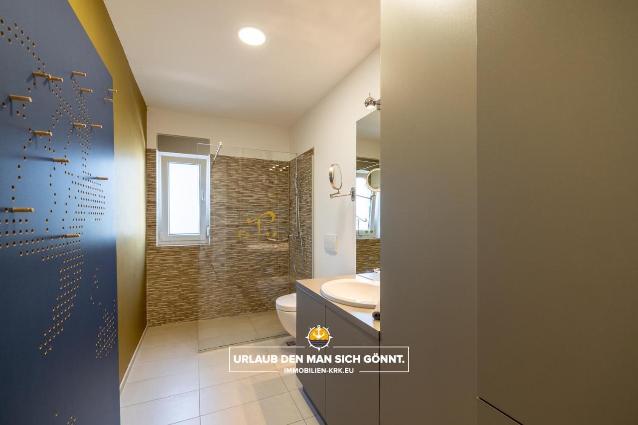 Penthouse Panorama Deluxe In Malinskaアパートメント エクステリア 写真