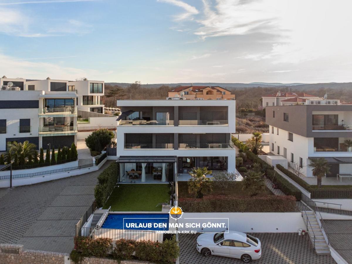 Penthouse Panorama Deluxe In Malinskaアパートメント エクステリア 写真