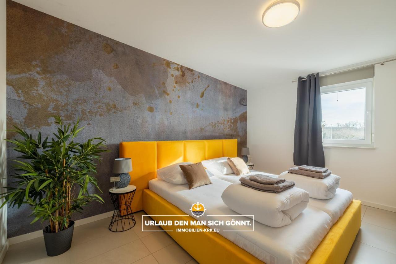 Penthouse Panorama Deluxe In Malinskaアパートメント エクステリア 写真